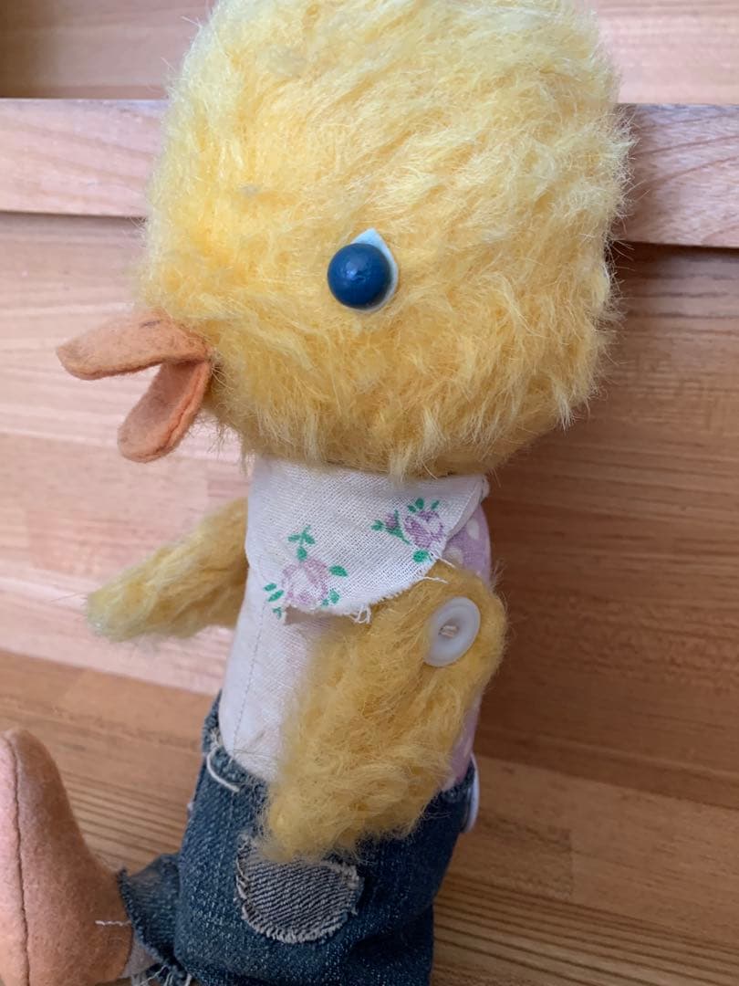 デニムパンツ　ヒヨコ　とり　人気作家　ヒッピーココさん