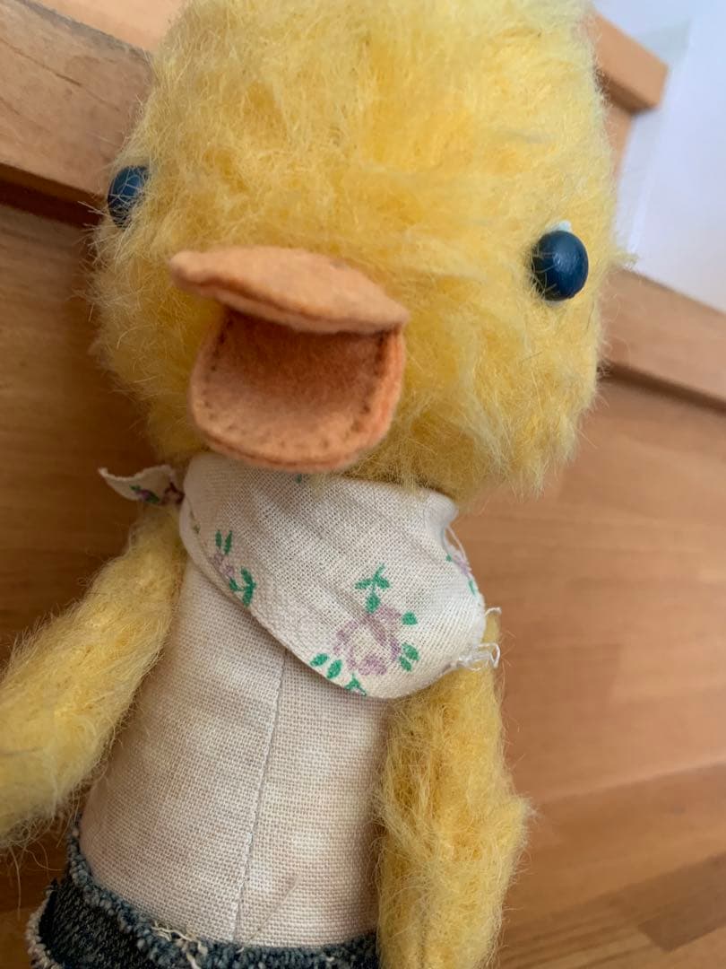 デニムパンツ　ヒヨコ　とり　人気作家　ヒッピーココさん