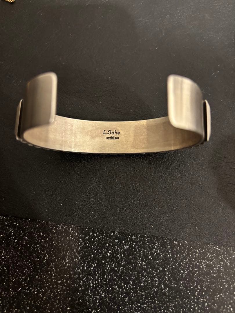 値下げ明日まで　Navajo インディアンジュエリー　Ｌ　Tahe バングル