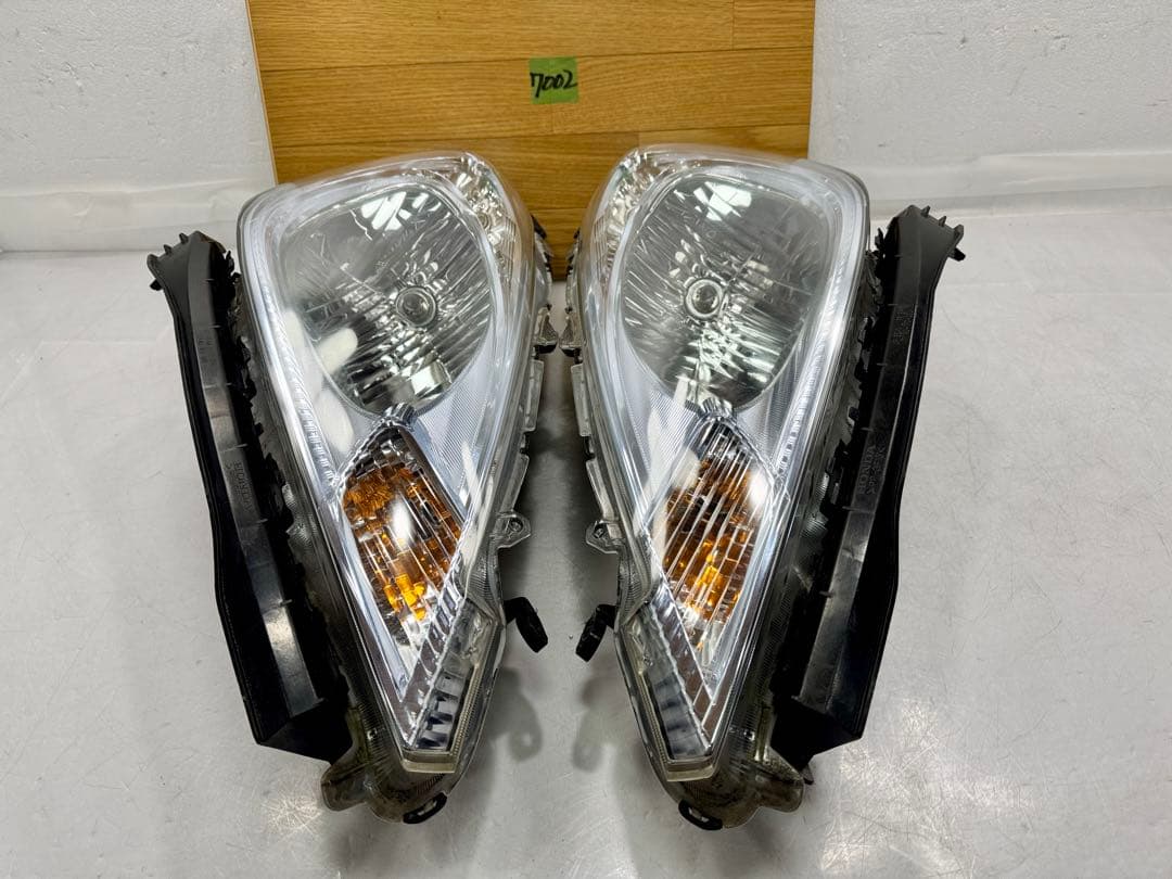 美品 ホンダ フィット 後期 GP1/GP4 GE6 HVヘッドライト 左右