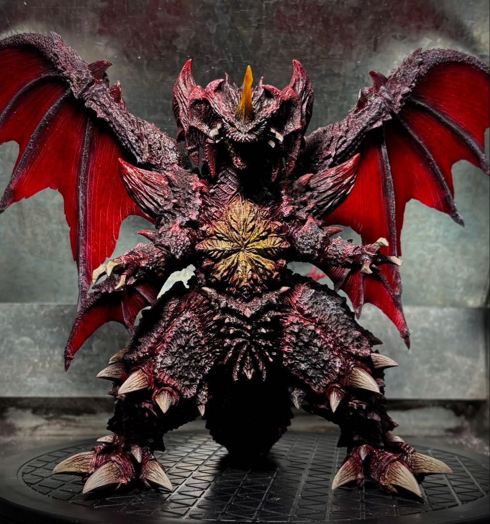 TOM デストロイア 完全体 レジンキット　完成品