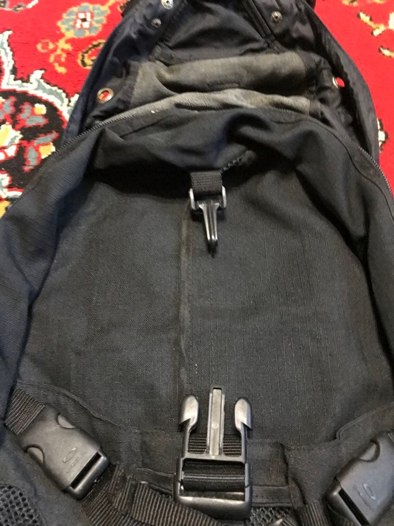7/5画像追加 Oakley ブラック リュック(ビンテージ)