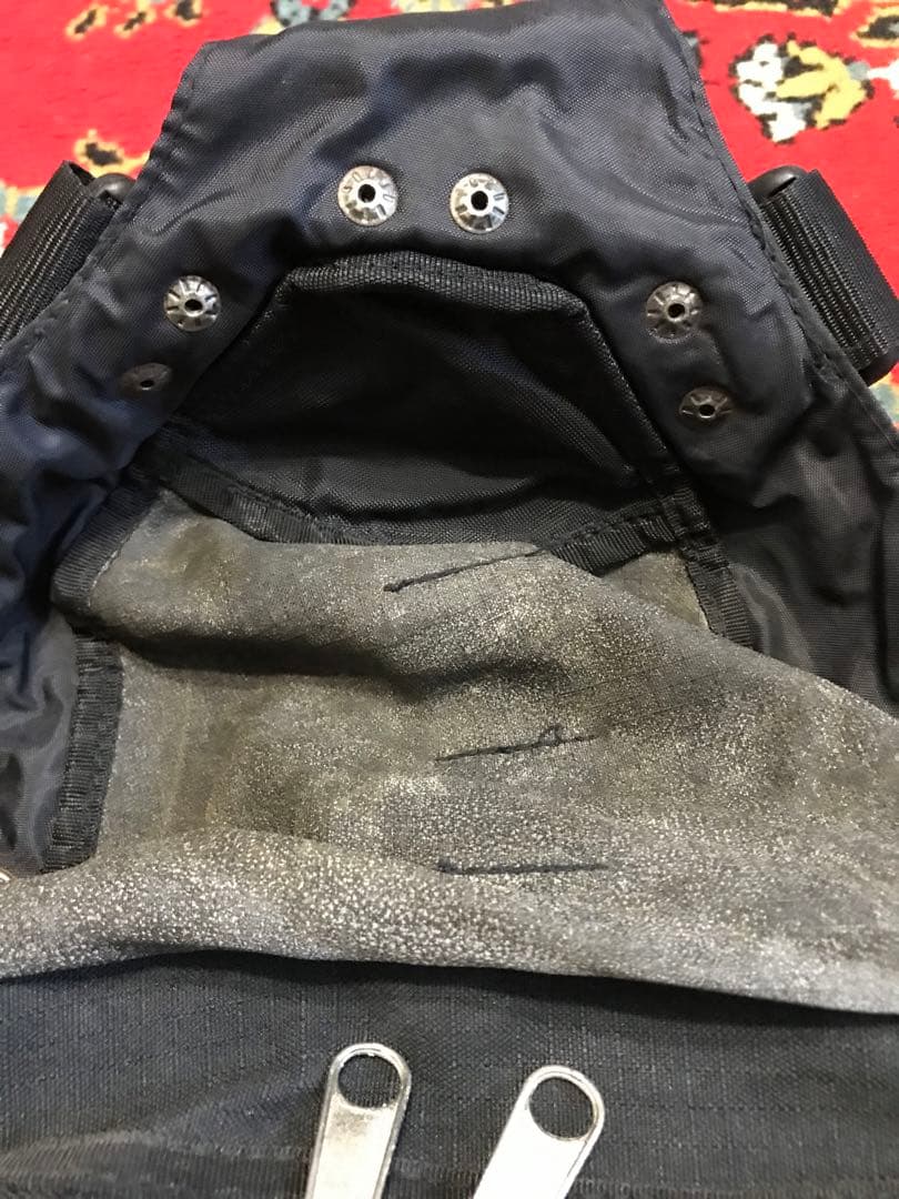 7/5画像追加 Oakley ブラック リュック(ビンテージ)