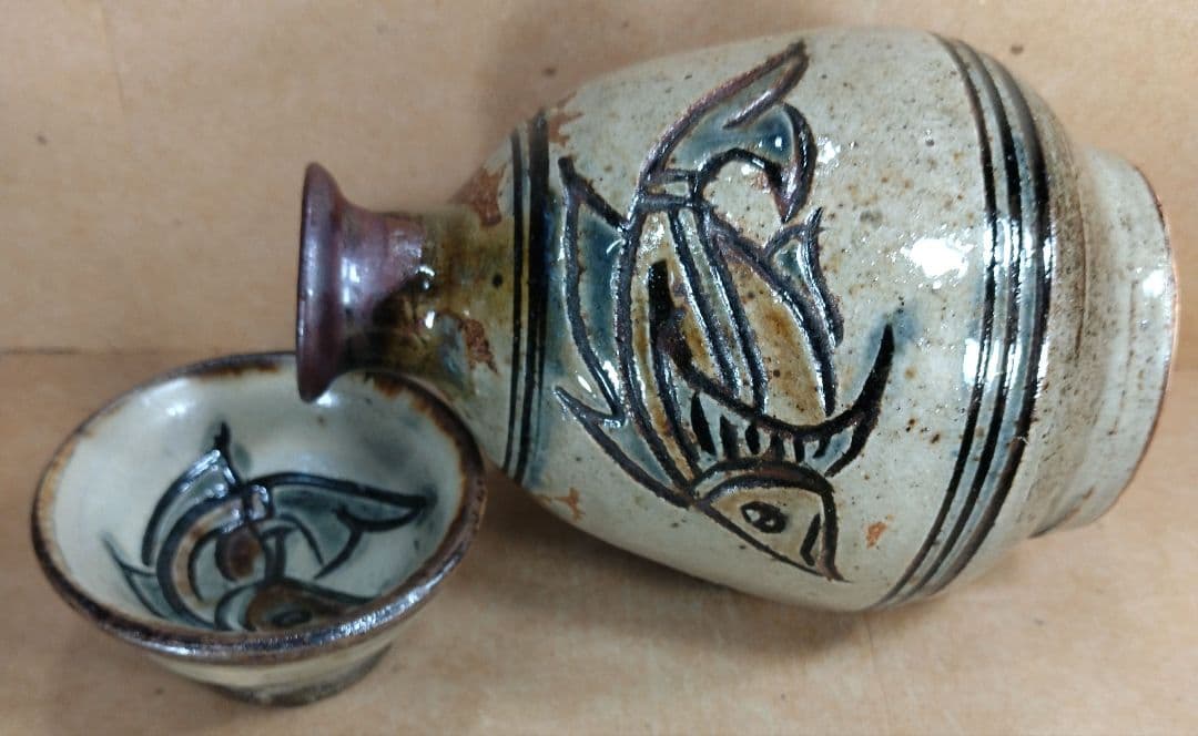 【本物保証】金城次郎「魚海老徳利」「壷屋焼 ぐい呑」2セット全共箱 栞 人間国宝