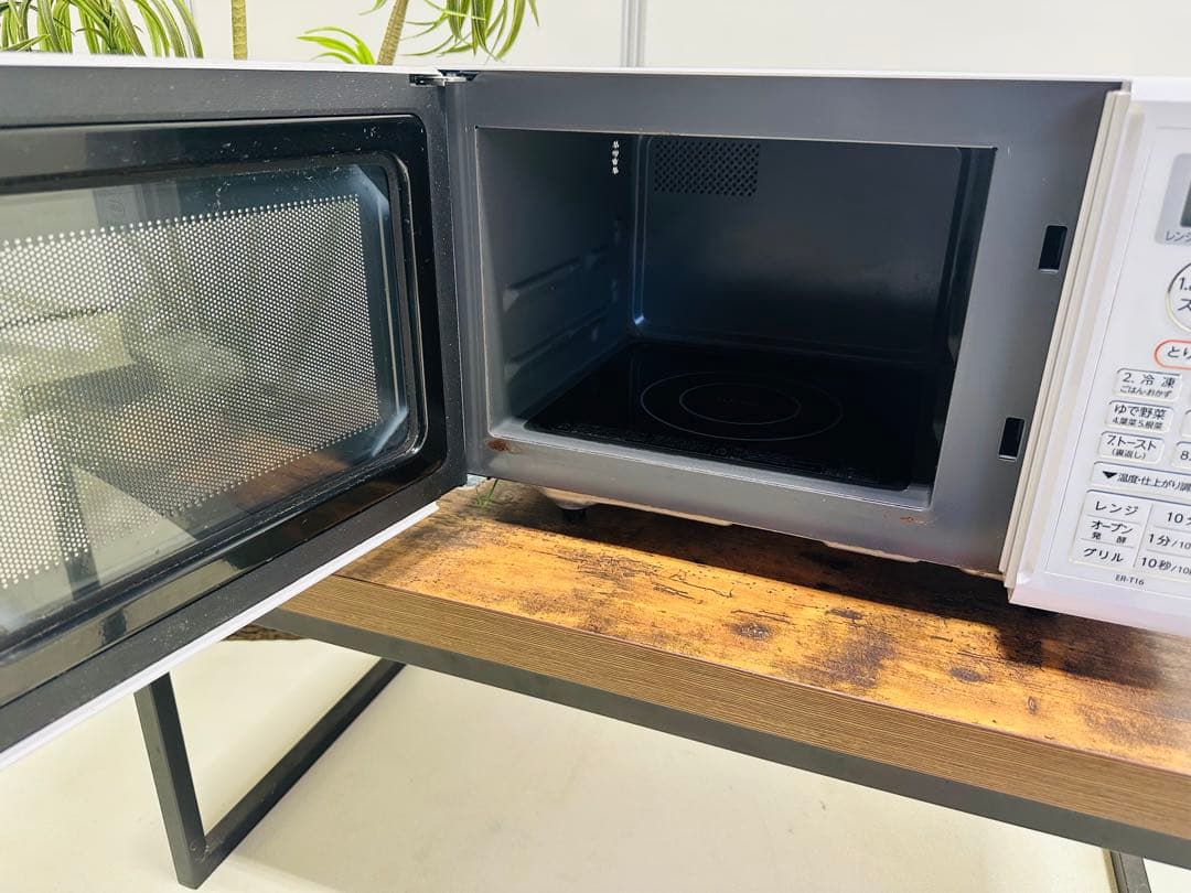 ホワイト電子レンジ コンパクトTOSHIBA 東芝 オーブンレンジ ER-T16