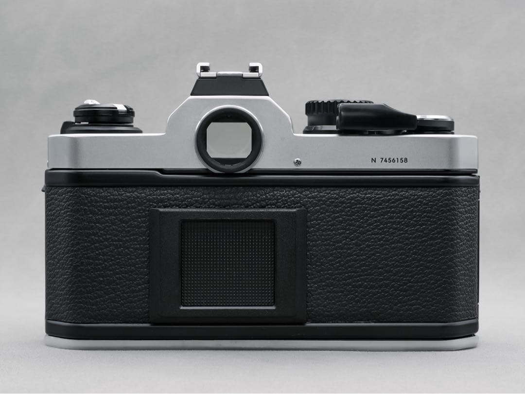 極美品｜未使用級 ニコン FM2N 前期型 ハニカムチタン型シャッター 元箱付き