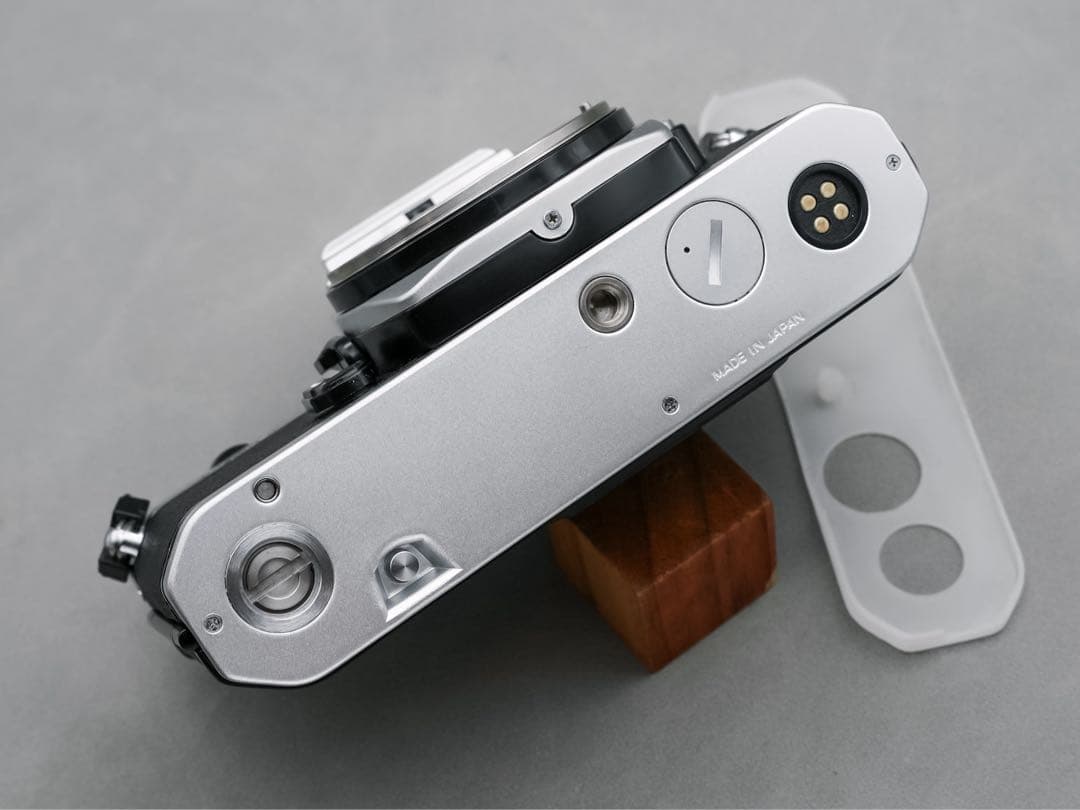 極美品｜未使用級 ニコン FM2N 前期型 ハニカムチタン型シャッター 元箱付き