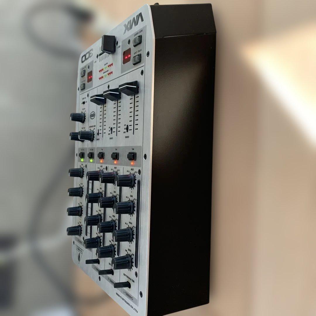 VMX 300 DJミキサー