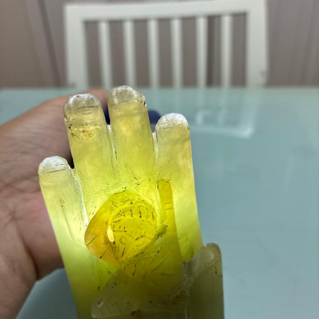 如来佛手 孙悟空 古玉 出土物 ？ 翡翠？ ￼