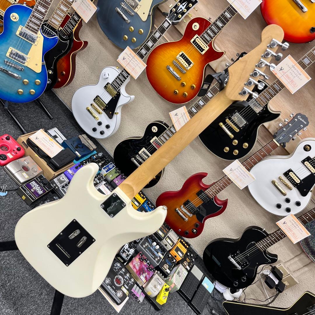 【11076】Rayfield ストラトキャスタータイプ P90 ホワイト