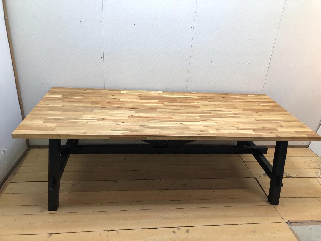 送料無料 IKEA SKOGSTA スコグスタ ダイニングテーブル 250903