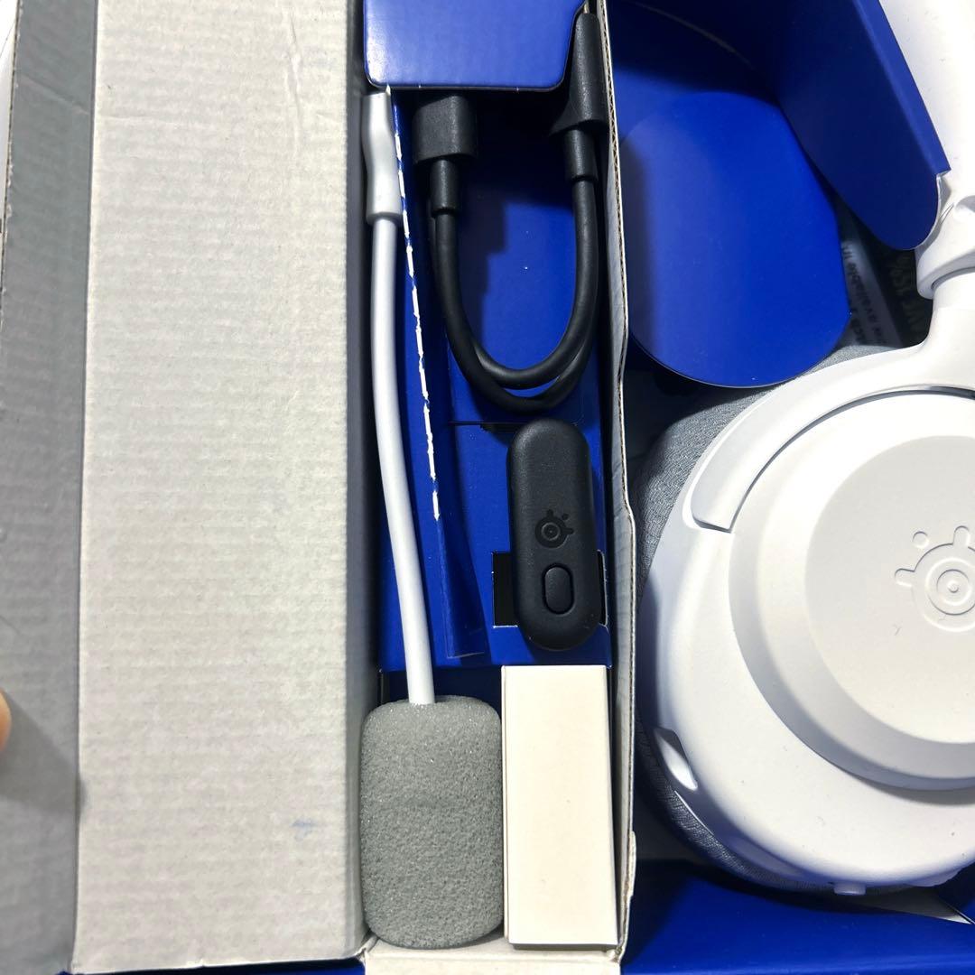 最安)STEELSERIES　Arctis Nova 3P Wireless