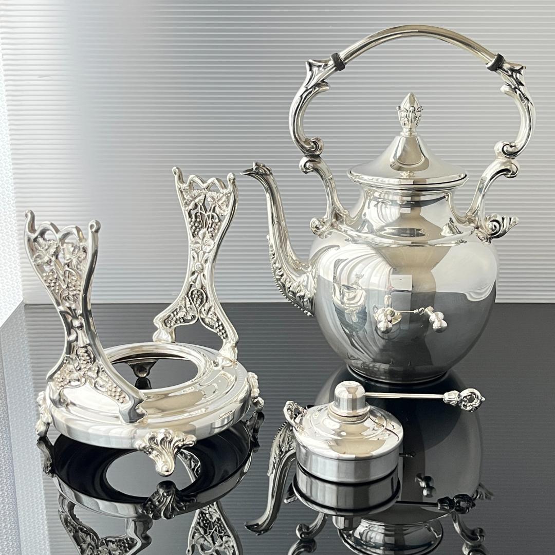 葡萄の透かしのティーケトル【シルバープレート】 スタンド / バナー