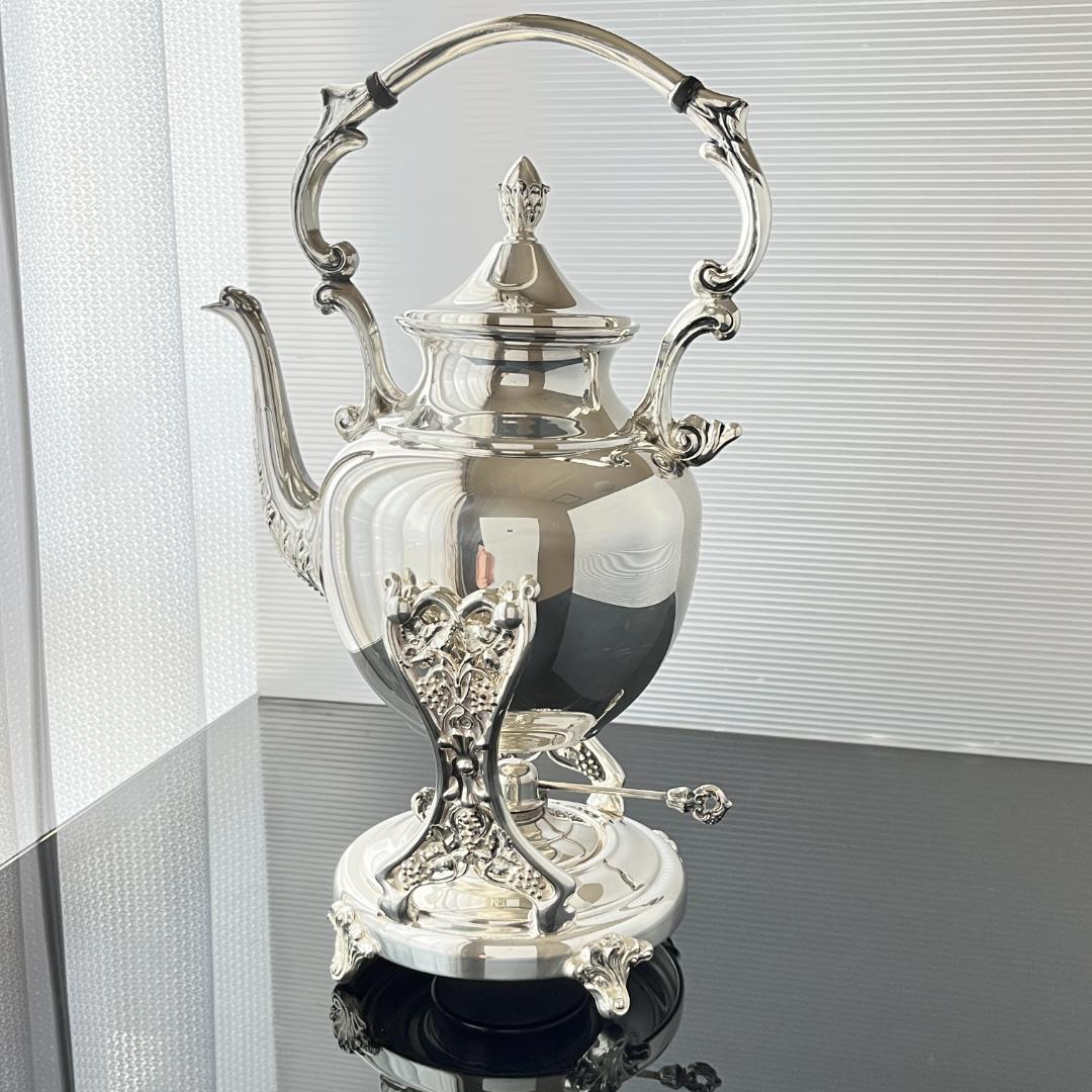 葡萄の透かしのティーケトル【シルバープレート】 スタンド / バナー