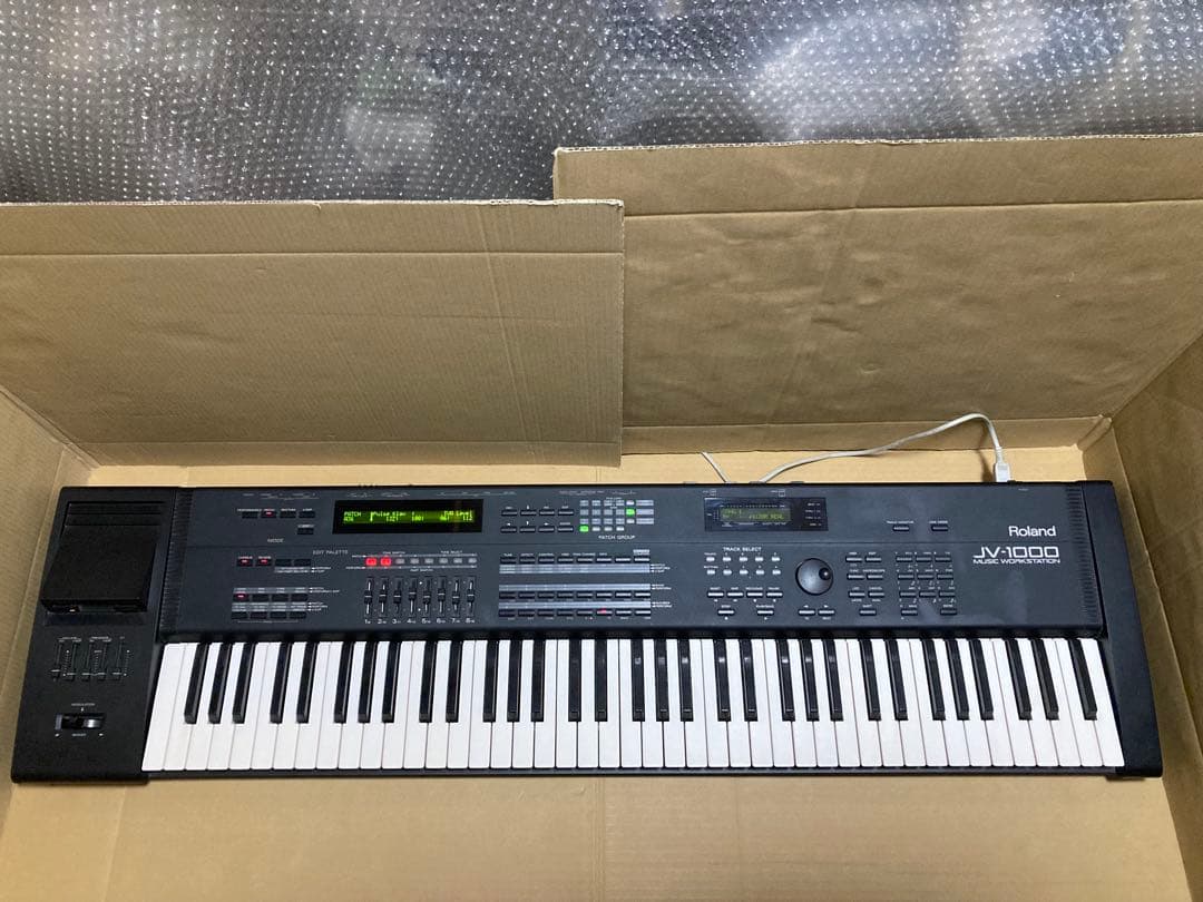 Roland JV-1000 シンセサイザー 0712 ローランド キーボード