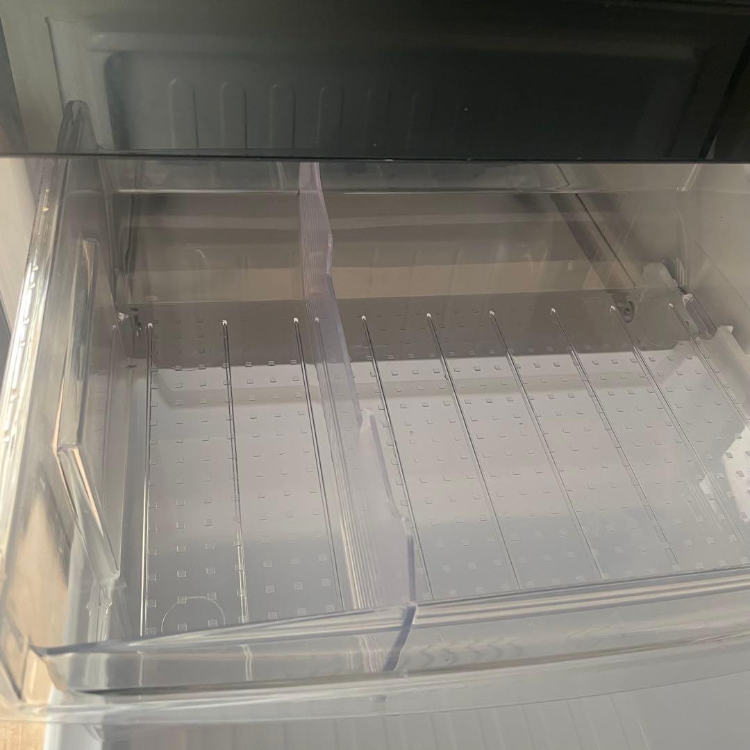 シャープ　2ドア　冷蔵庫 黒 137L 1人暮らし、単身用サイズ
