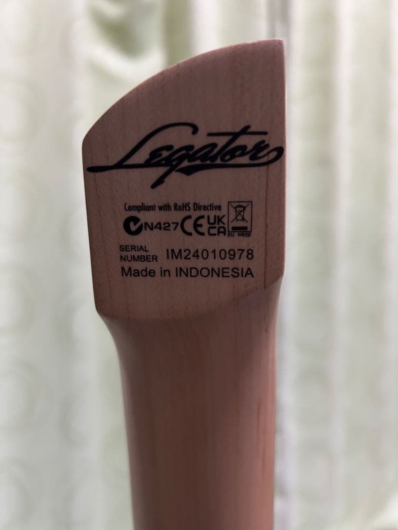 Legator エレキギター ブラック７弦