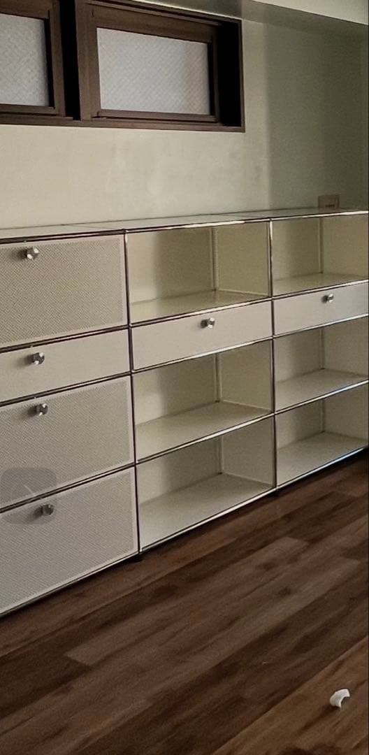 【美品/15%オフ】USMハラー キャビネット4段(鍵付き)