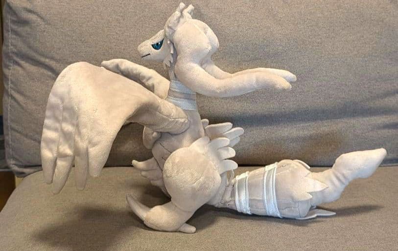 ポケモン　レシラム　ぬいぐるみ　タカラトミー製