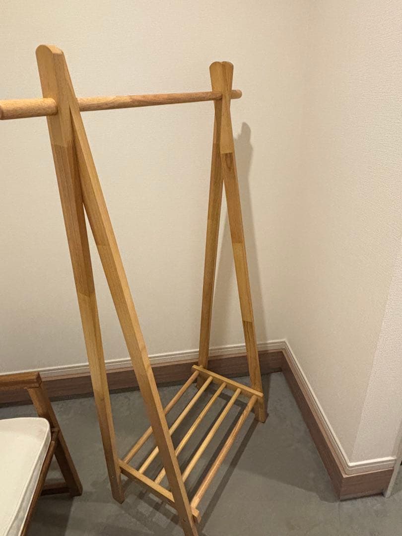 【未使用】木製ハンガーラック 衣類収納 ナチュラル 北欧風 2024年