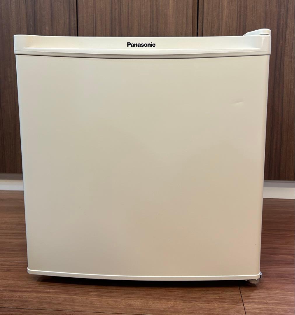 Panasonic ミニ冷蔵庫 NR-A50D-W 2022年製 45L