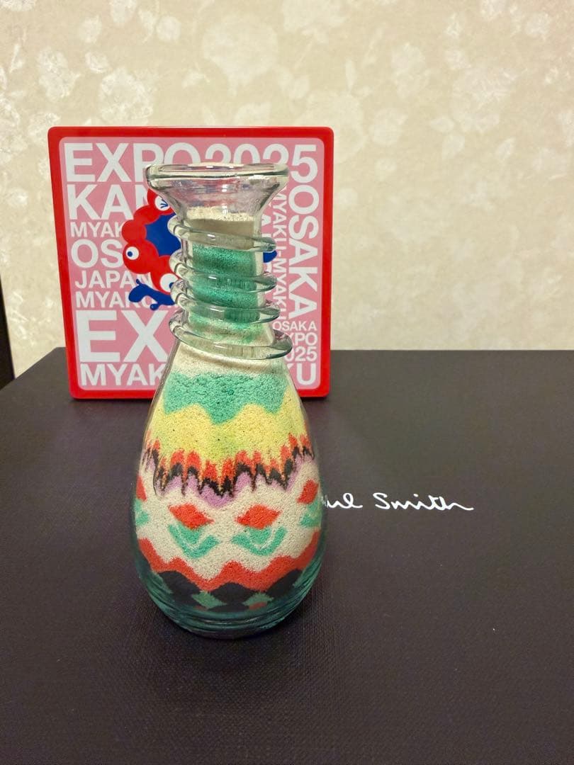 大阪万博ヨルダン館のサンドアート！ 花柄デザイン。