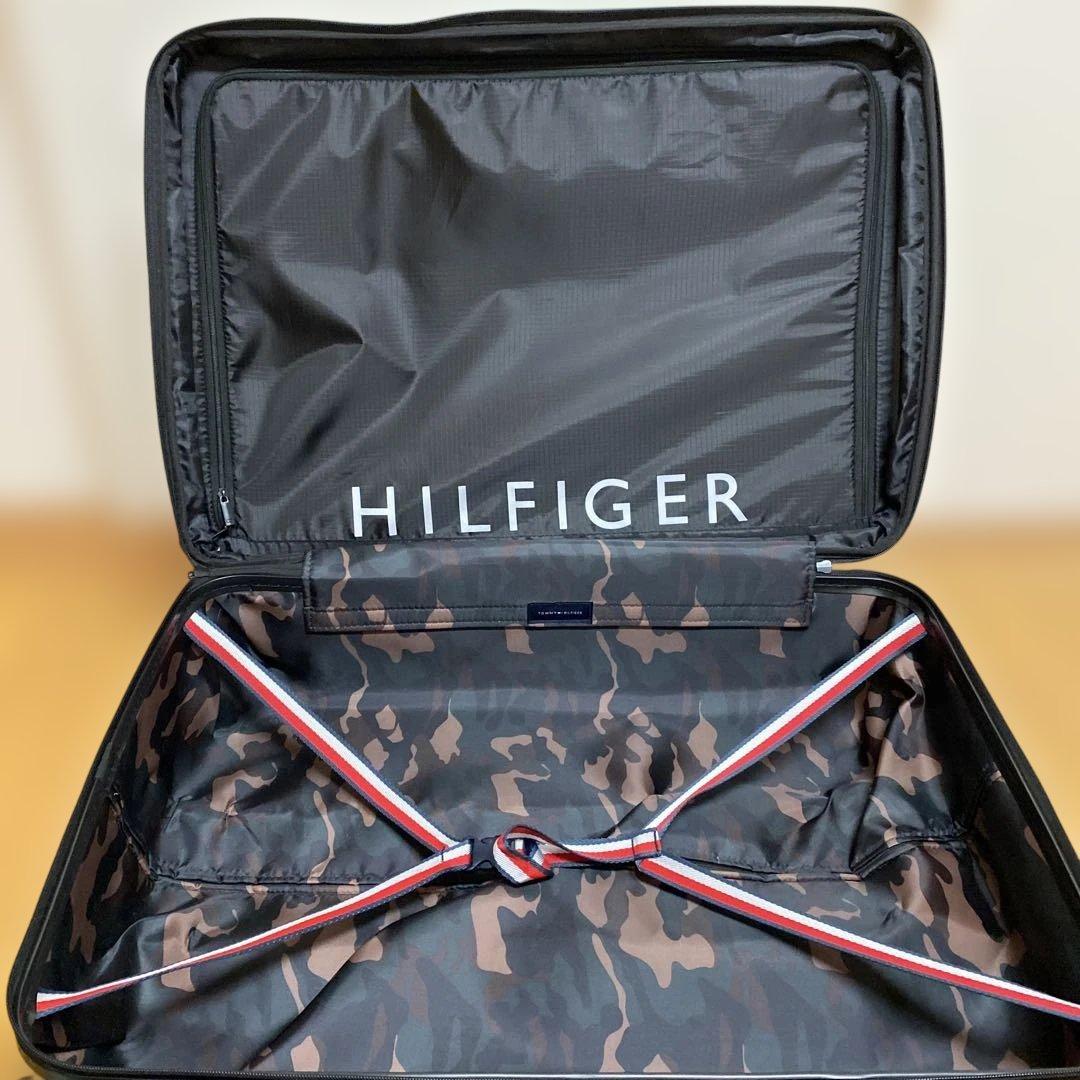 AKG　●  キャリーケース