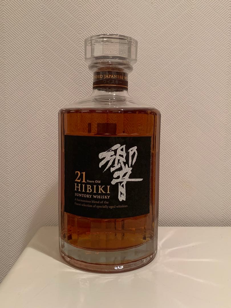 SUNTORY　サントリー　HIBIKI　響　21年　ウイスキー 700ml