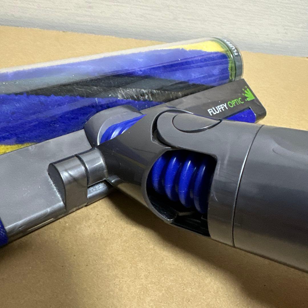 【美品】ダイソン V12 fluffy Optic ヘッド425995-02
