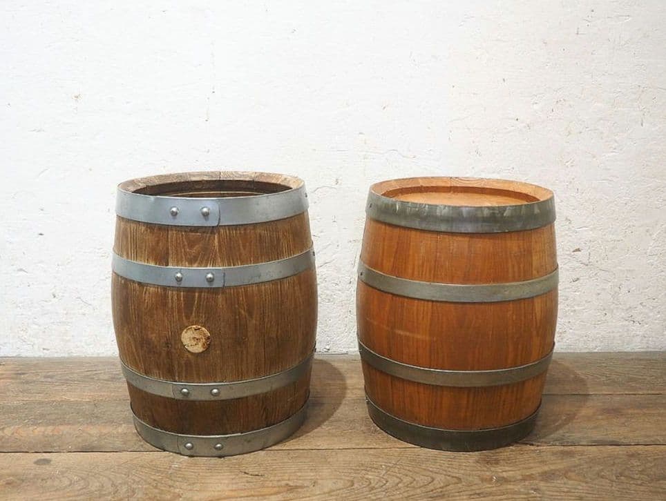 1354　2台セット　ヴィンテージ　古い木樽のオブジェ　椅子　スツール　レトロ