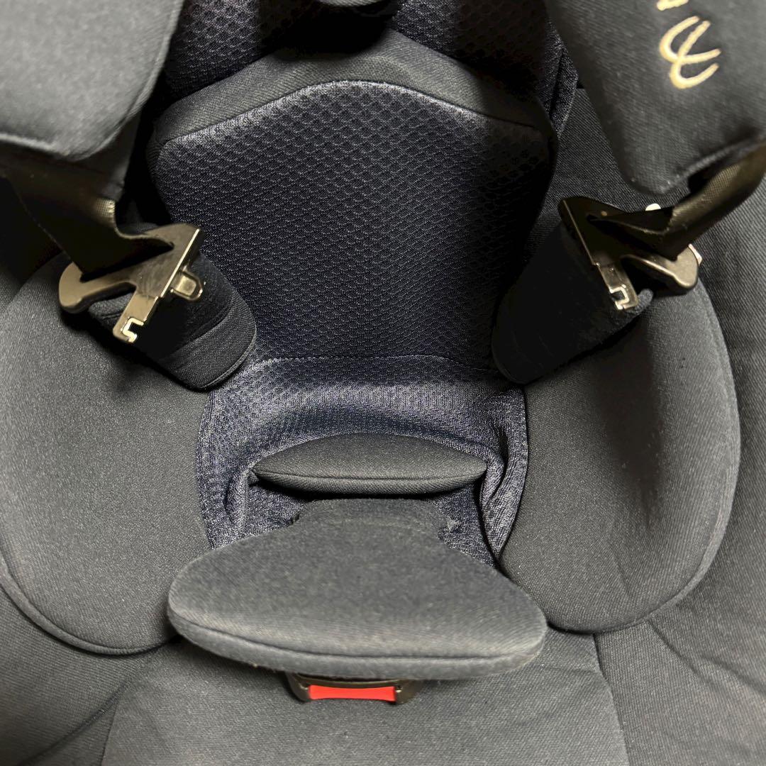 エールベベ クルット5i Oui チャイルドシート ISOFIX ネイビー