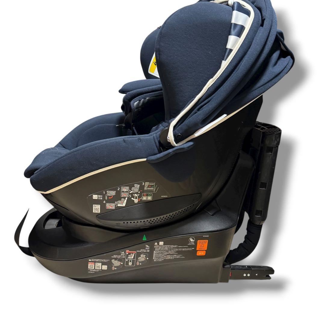 エールベベ クルット5i Oui チャイルドシート ISOFIX ネイビー