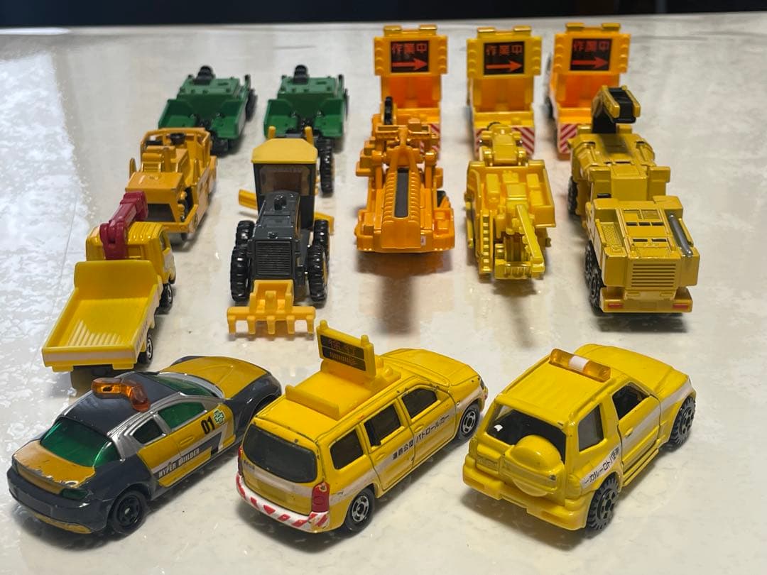 トミカ工事作業車両セット