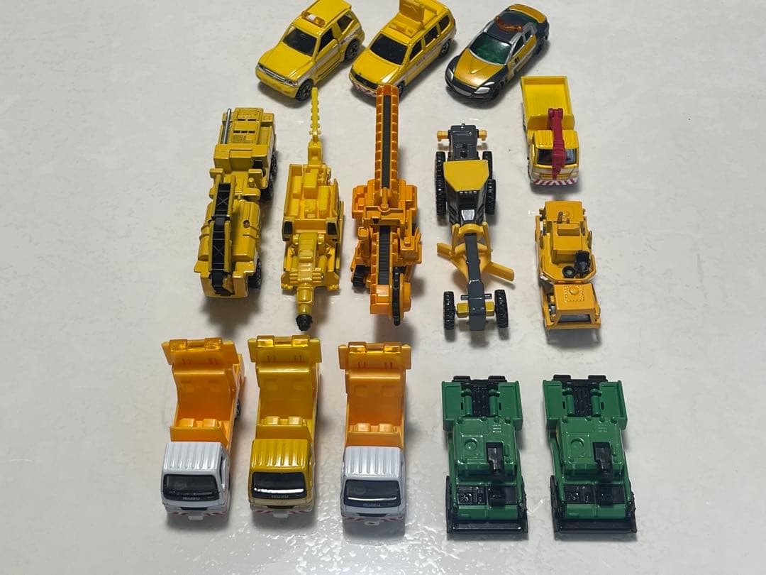 トミカ工事作業車両セット