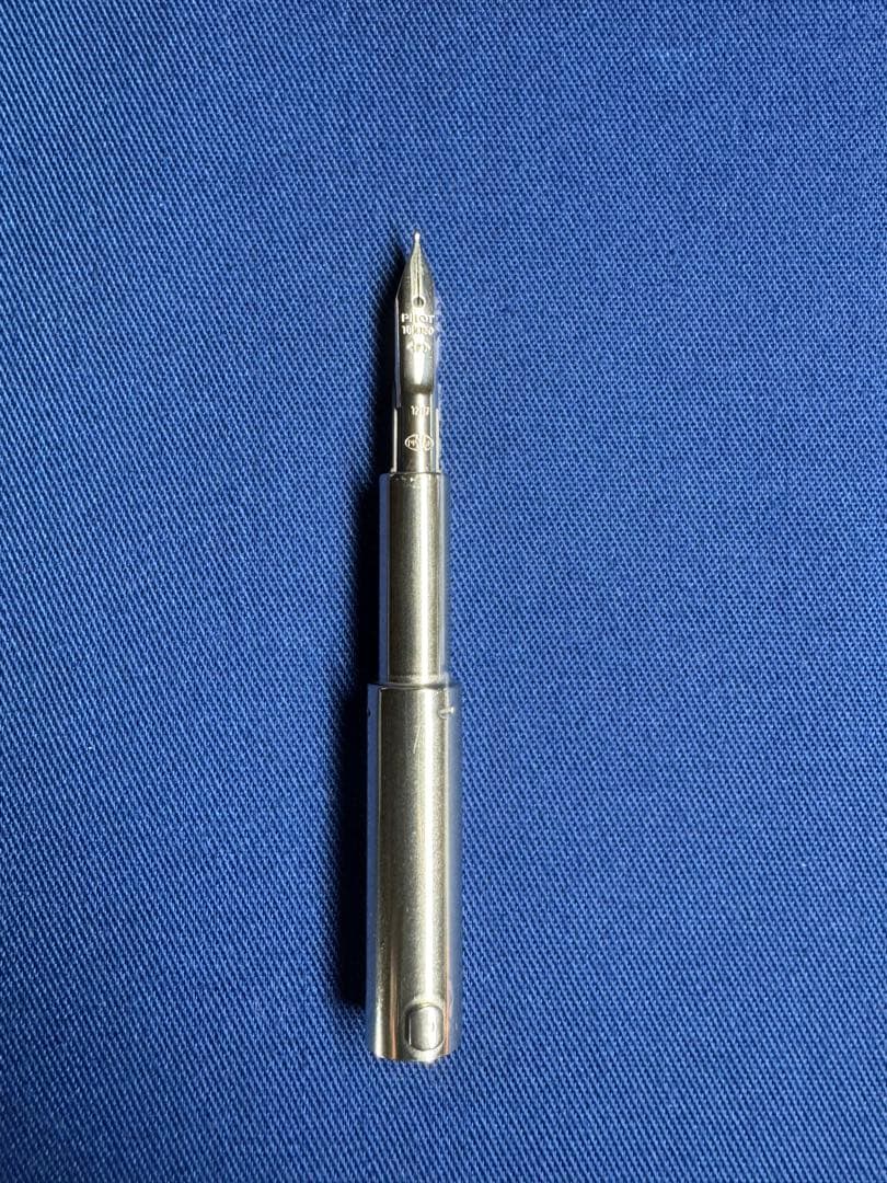 キャップレス デシモ　ダークグレーマイカ