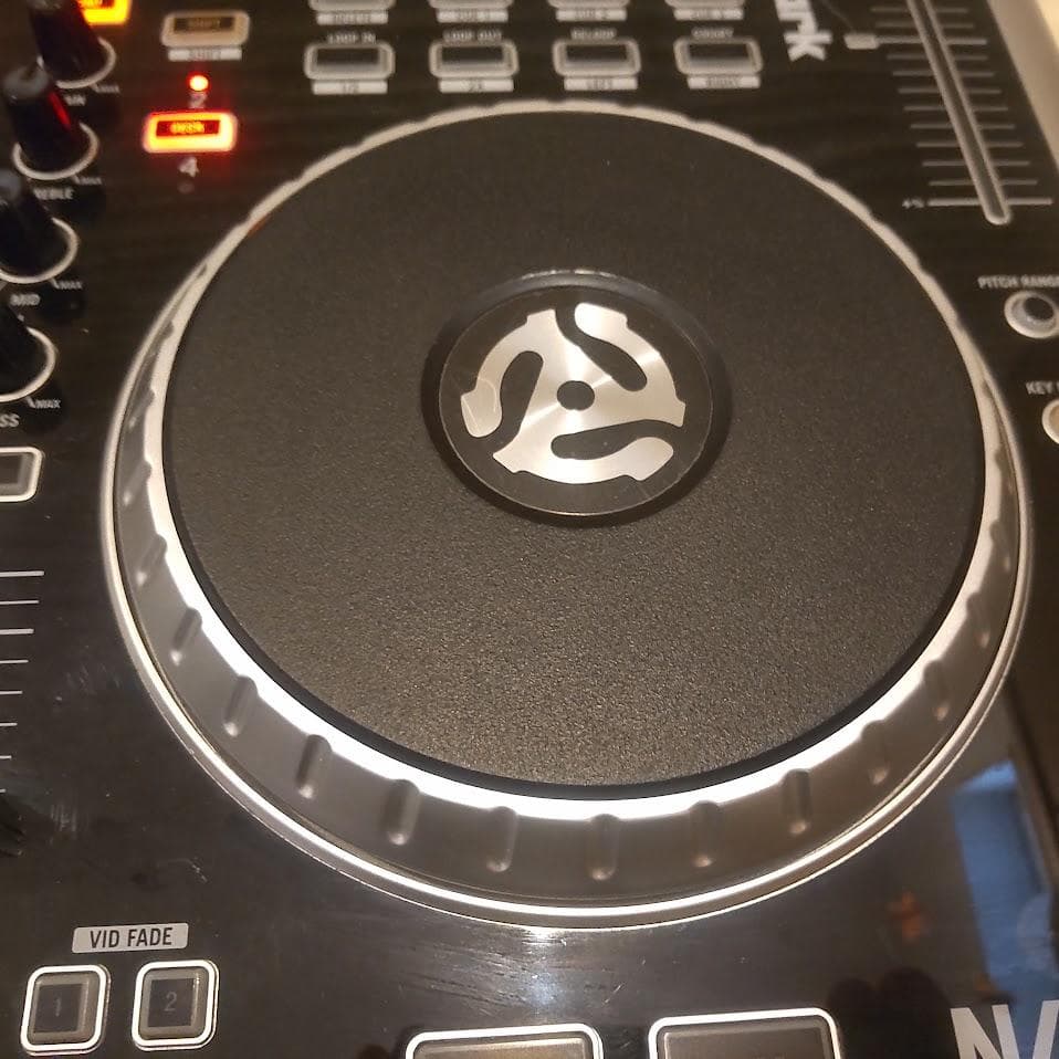 Numark N4 DJコントローラー リアルミキサ搭載 4デッキ ヌマーク