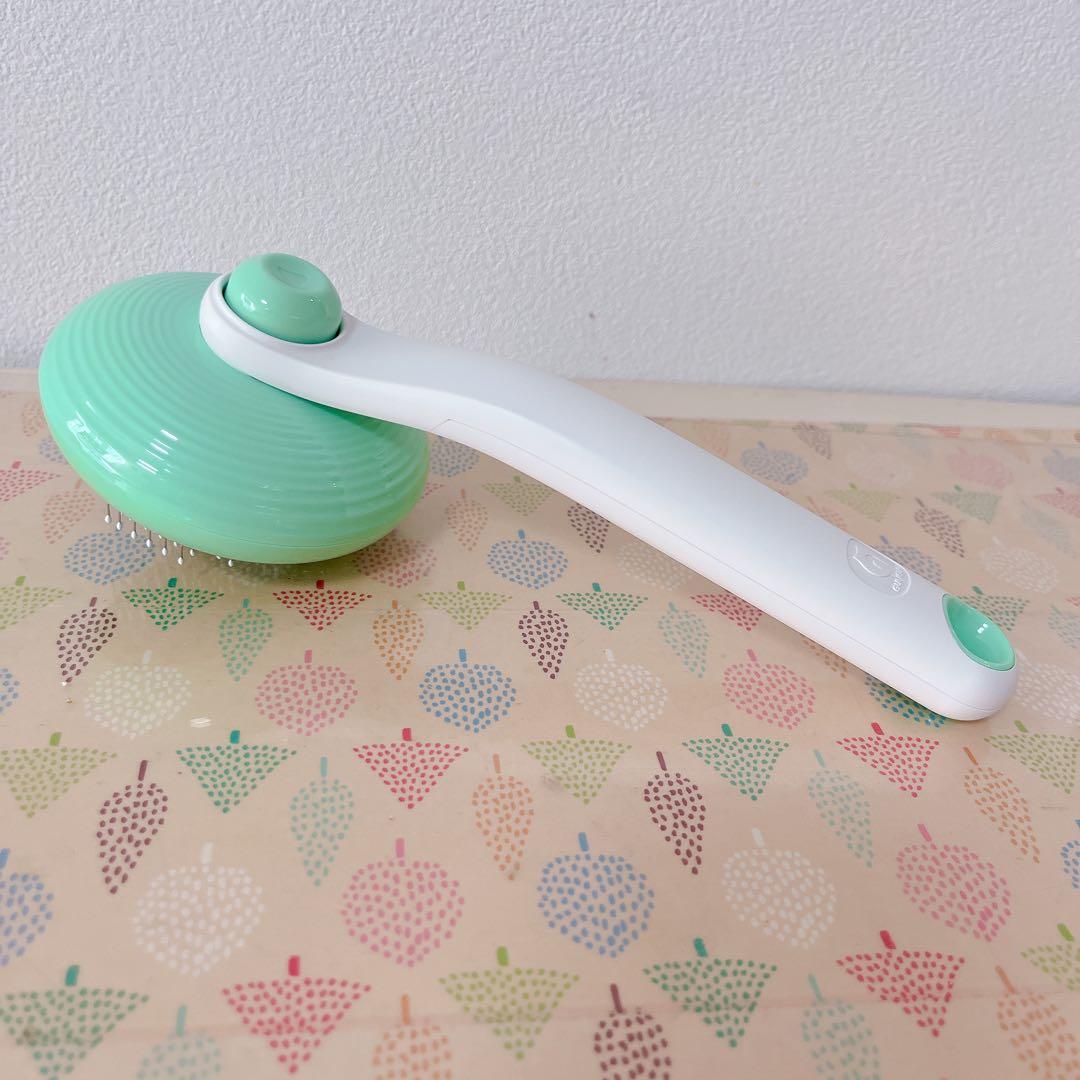 ✦ペットブラシ 猫くし 犬くし 猫毛取り 緑 グリーン コーム