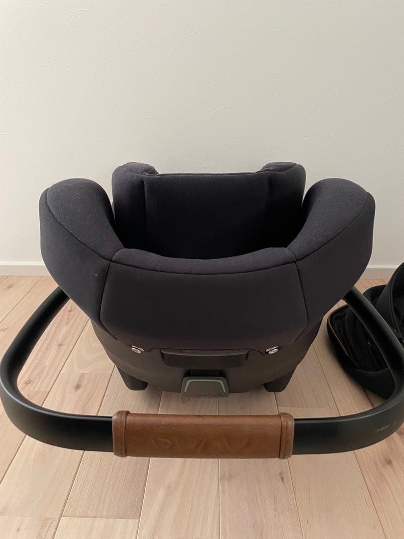 nuna ブラック チャイルドシート