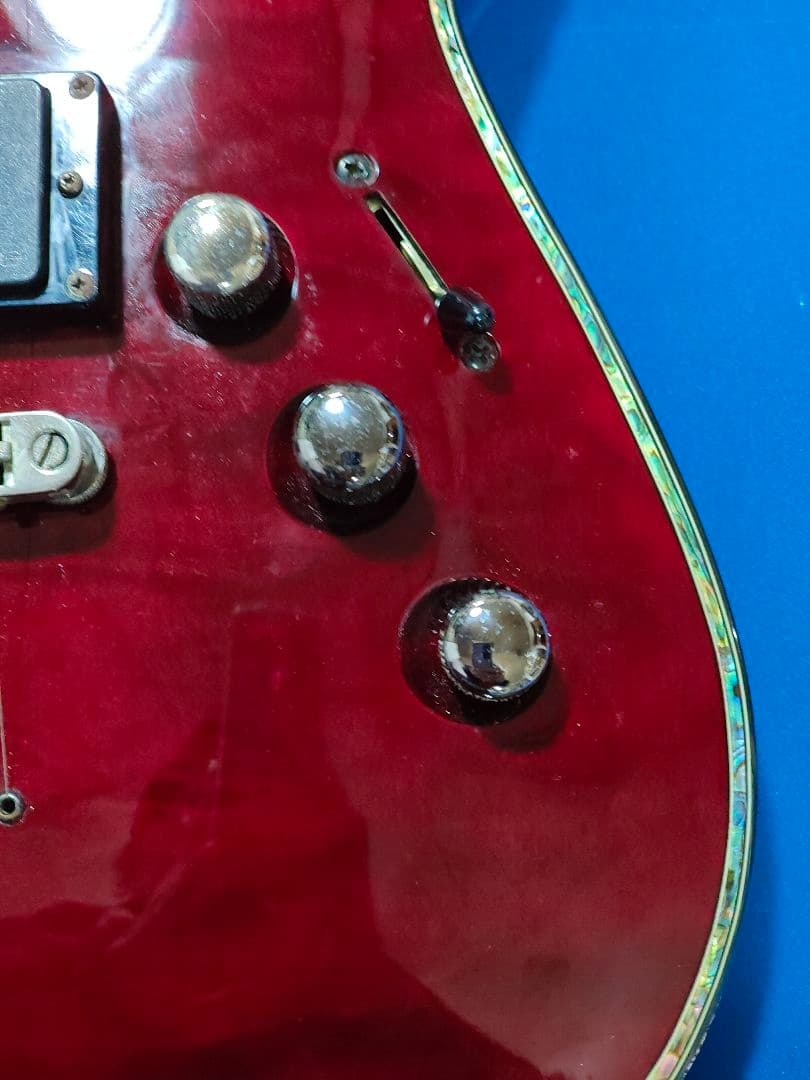 Schecter Diamond Series Hellraiserレッド