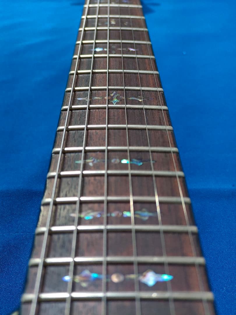 Schecter Diamond Series Hellraiserレッド