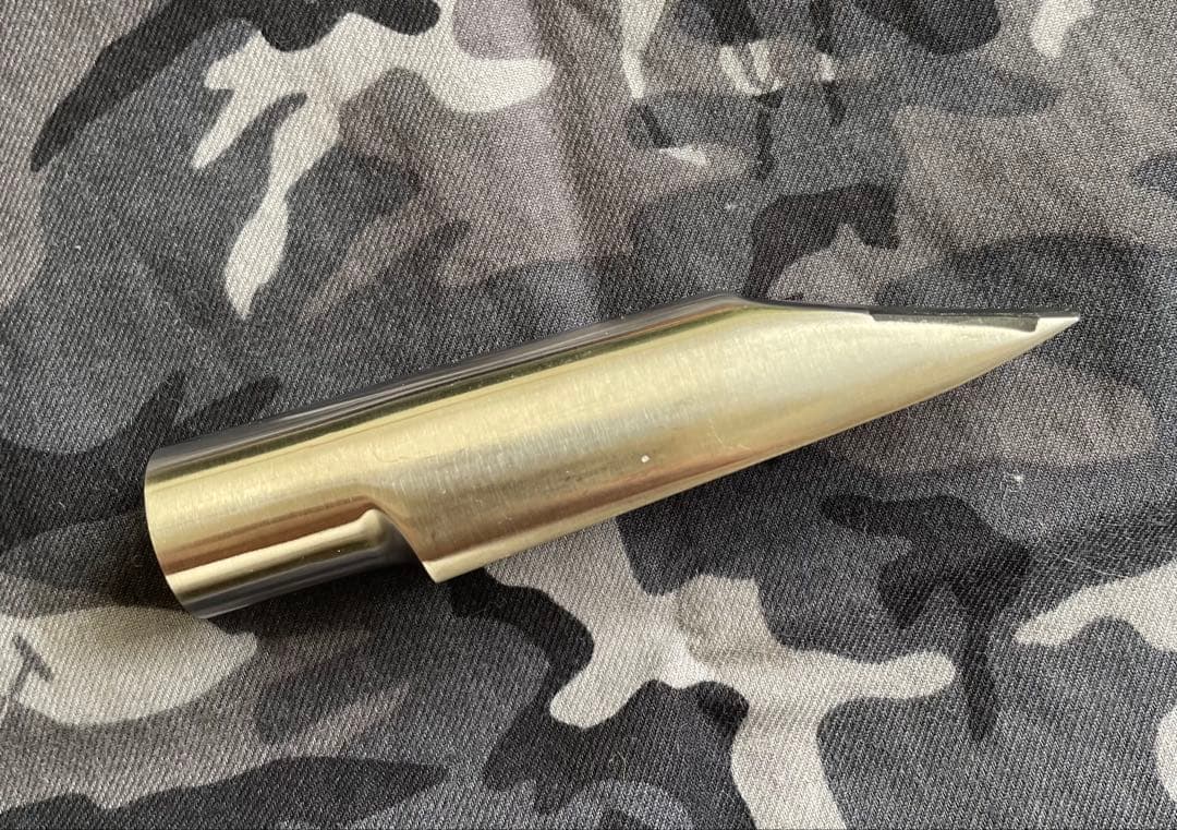 Beechlerべライトメタル（アルト）マウスピース7、リガチャー、キャップ付