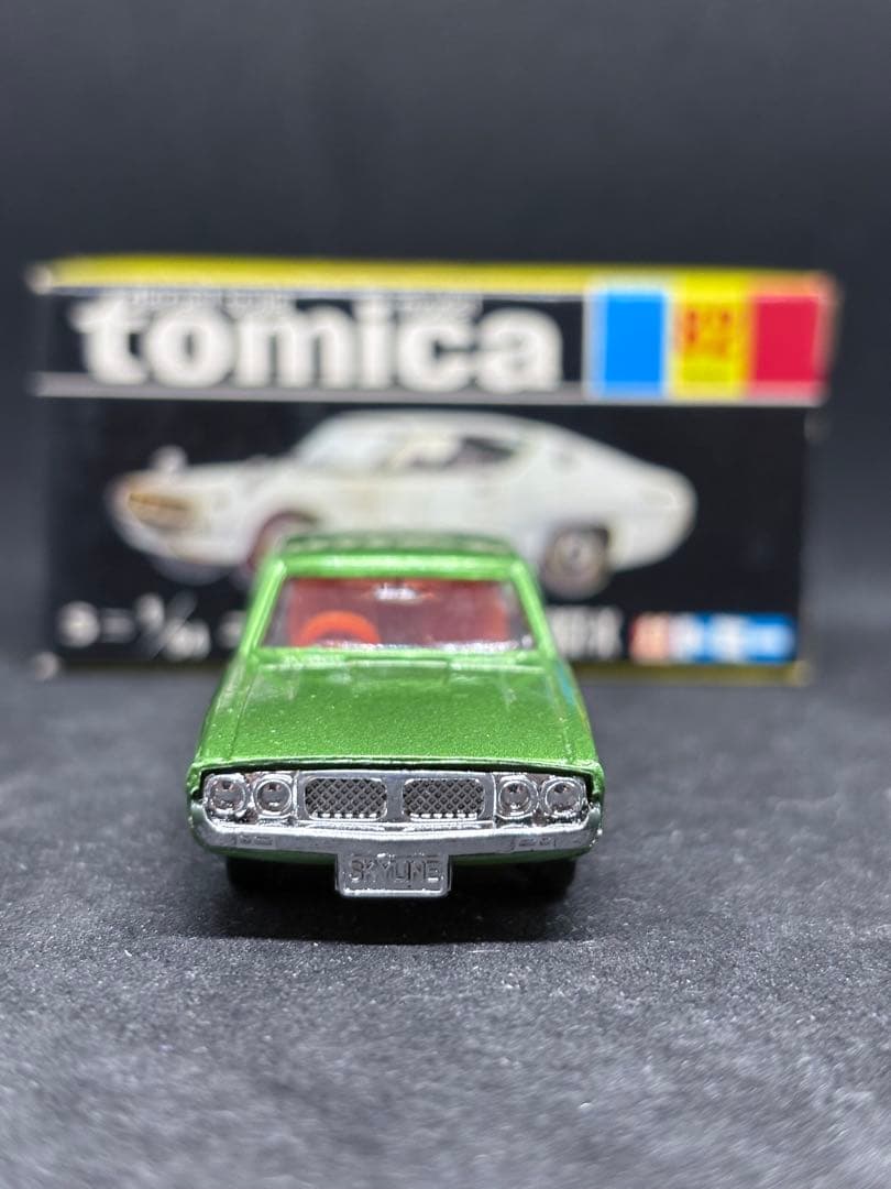 トミカ 黒箱 日本製 No.82 スカイライン 2000GT-X 1Eホイール