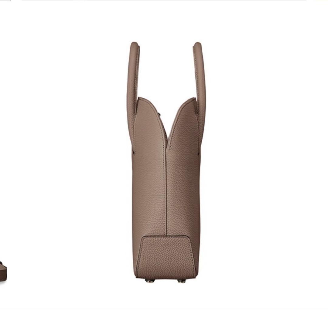 エポイ　EPOI リツ　ショルダー　バッグ　ハンドバッグ　トープ　エトゥープ