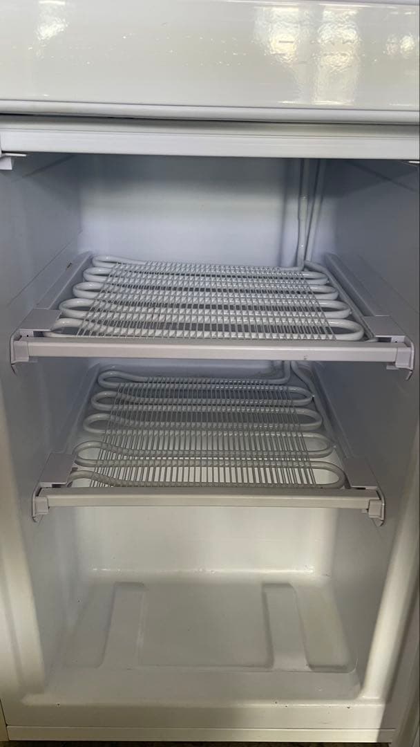 Grand Line ホワイト冷蔵庫 レトロスタイル 2ドア 2019年製