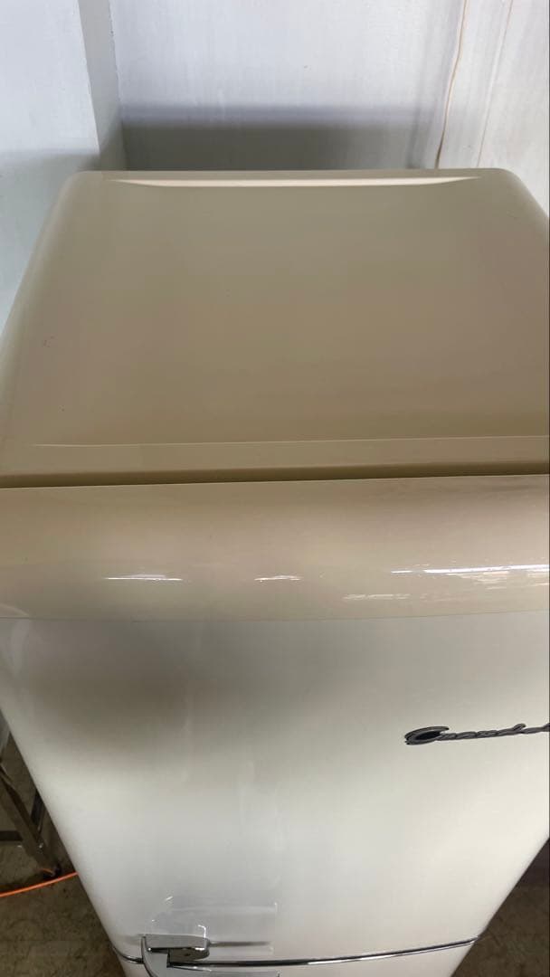 Grand Line ホワイト冷蔵庫 レトロスタイル 2ドア 2019年製