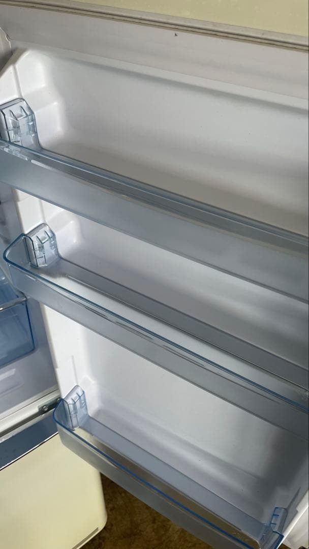 Grand Line ホワイト冷蔵庫 レトロスタイル 2ドア 2019年製