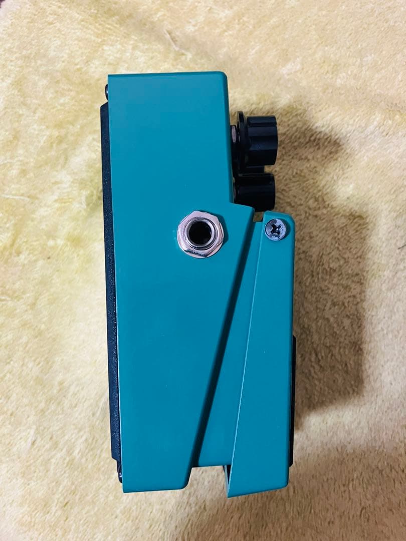 BOSS Tremolo TR-2 ギターエフェクター