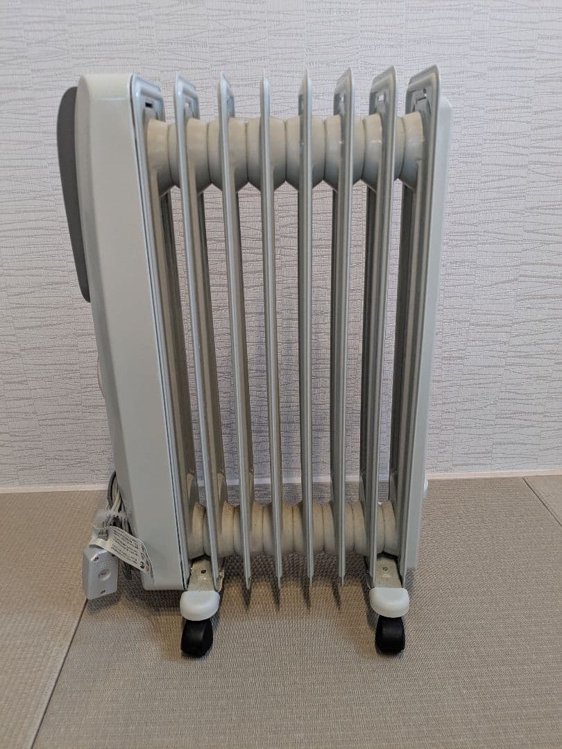 【送料込】デロンギ オイルヒーターH770812EFSN-GY