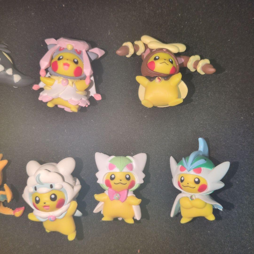 ポンチョピカチュウ フィギュア セット