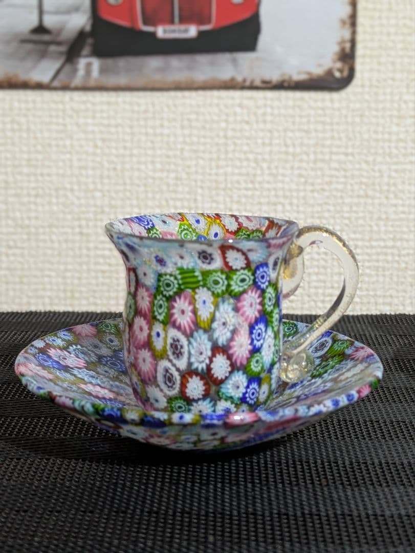 ムラノガラス.ベネチアンガラス ティーカップ .ソーサ、１セットはジャンクです。